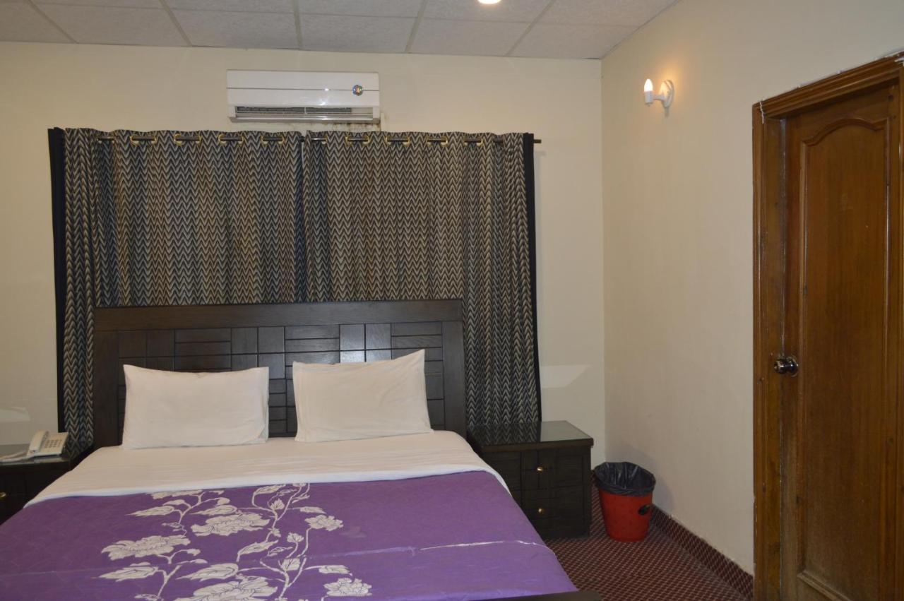 New Shelton Guest House Islamabad Eksteriør billede